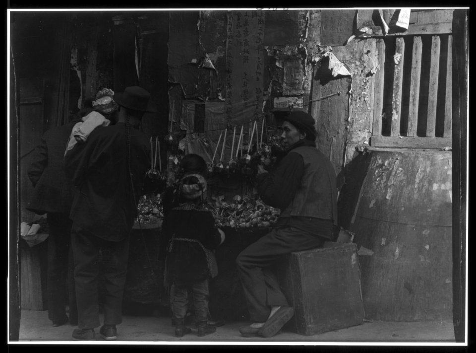 Toy merchants, Chinatown, San Francisco LOC agc.7a55074