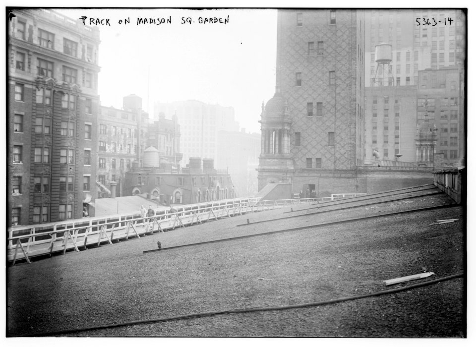 Track on Madison Square Garden LCCN2014711856
