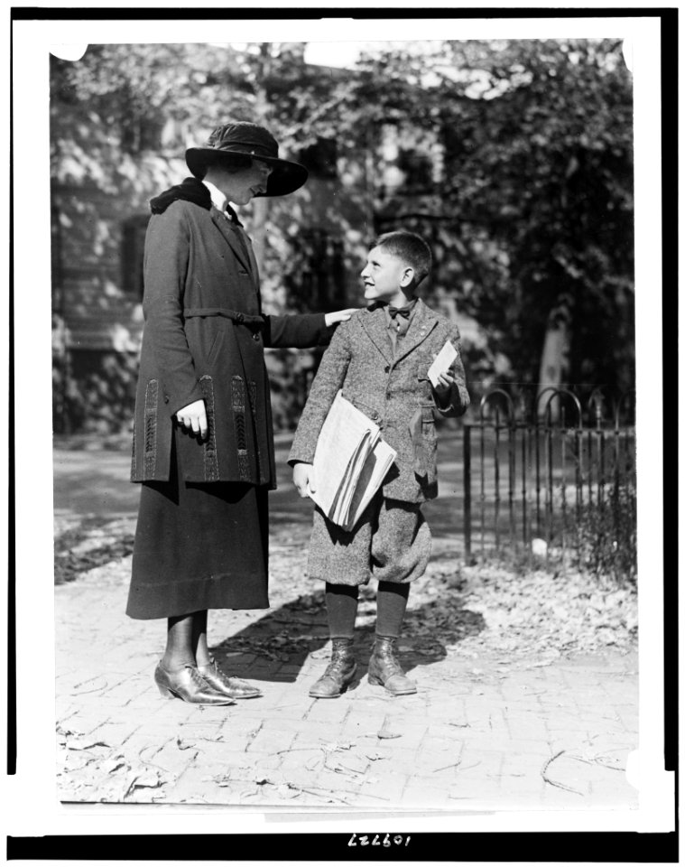 Training a policewoman LCCN94501525