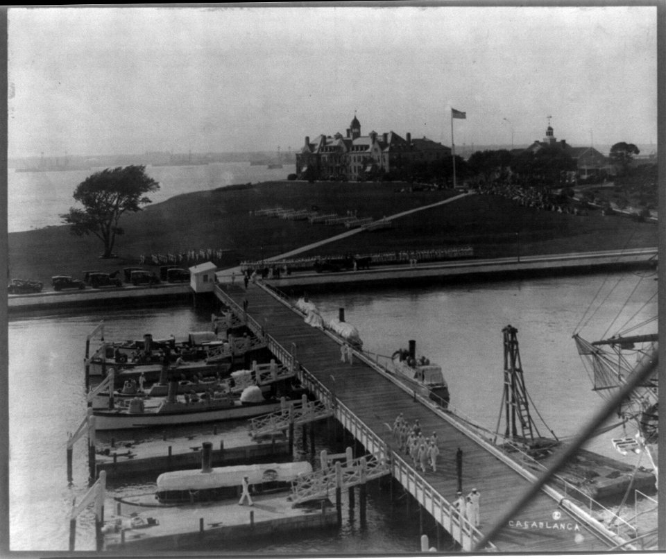 Training Station, U.S. Navy, Newport, Rhode Island LCCN2002711569