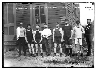 Trainer Hayes; Warnes; Allen; Sec'y Calver; Spenceley; Parks; Erskine; Murray Trainer LCCN2014689210