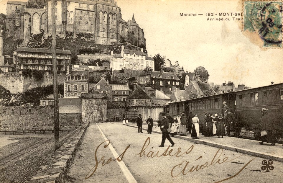 Train-mont-saint-michel-bout-du-quai