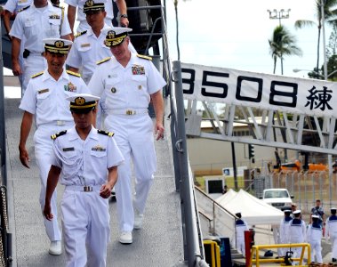 Training in Hawaii 111011-N-WX059-901
