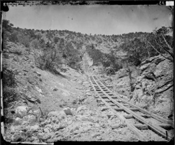 TRAMWAY TO ILLINOIS MINE, PAHRANAGET LAKE DISTRICT, NEVADA - NARA - 524136