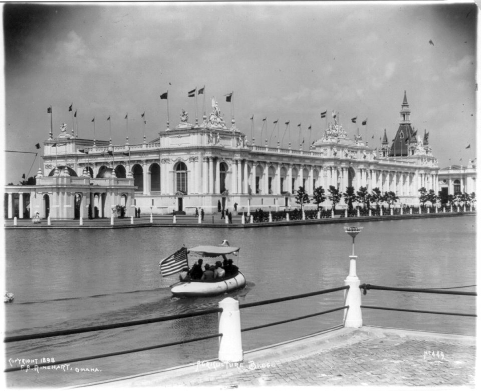 Trans-Mississippi and international exposition, Omaha, Neb.)- Agriculture Bldg LCCN2004668243