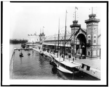 Transatlantic Panorama Pavilion, the Palace of the French Navy and the Life-saving Apparatus and Navigation exhibitions, along Seine waterfront, Paris Exposition, 1889 LCCN92520777