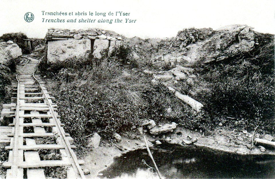 Tranchess et abris le long de l'Yser - Trenches and shelter along the Yser