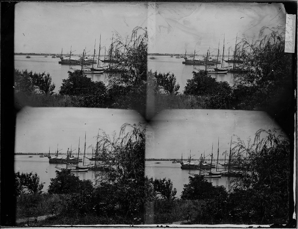 Transport fleet on Tennessee River - NARA - 529152