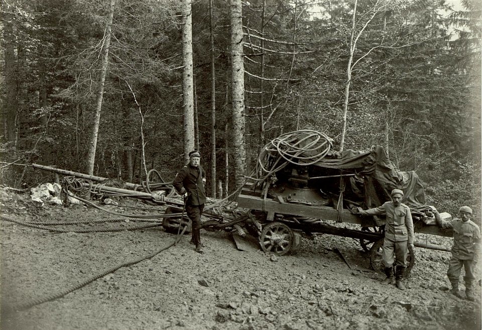Transport der Wiege und des auf den Prassnik. (BildID 15460797)