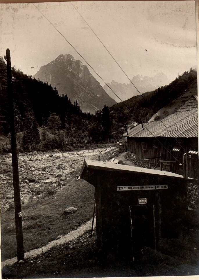 Transformatorenstation FLITSCH. Aufgenommen am 22. Mai 1916. (BildID 15475937)