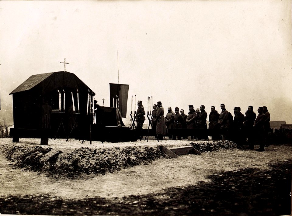 Trauermesse für Se.M.Kaiser Franz Josef I.in Soca.2.12.1916. (BildID 15495660)