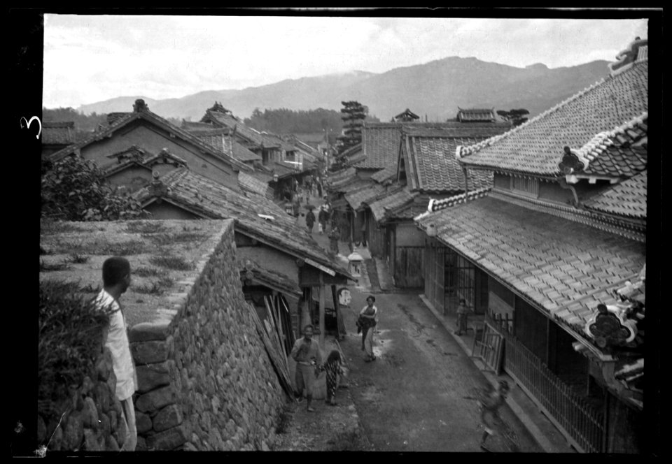 Travel views of Japan and Korea LOC agc.7a04516