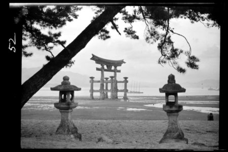 Travel views of Japan and Korea LOC agc.7a04563
