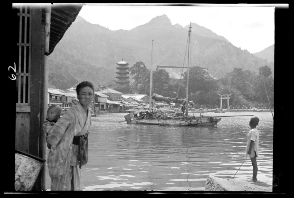 Travel views of Japan and Korea LOC agc.7a04573