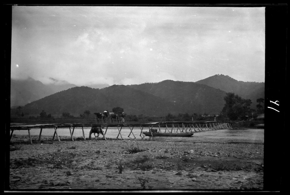 Travel views of Japan and Korea LOC agc.7a04602