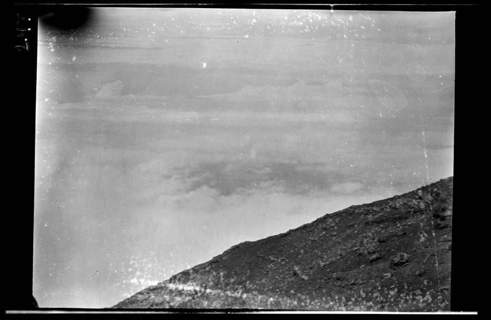 Travel views of Japan and Korea LOC agc.7a04752
