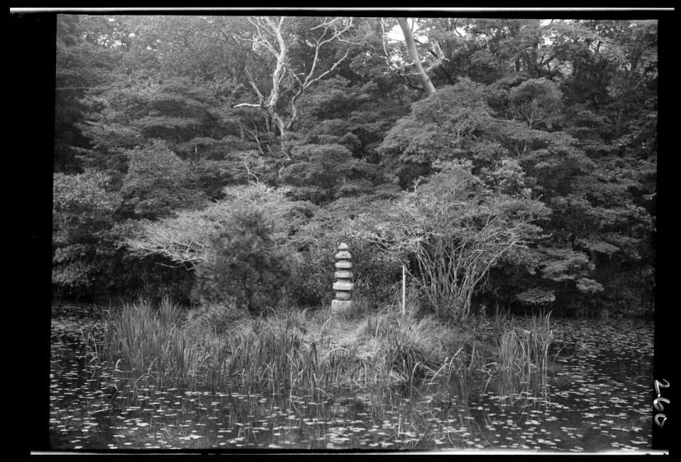 Travel views of Japan and Korea LOC agc.7a04763