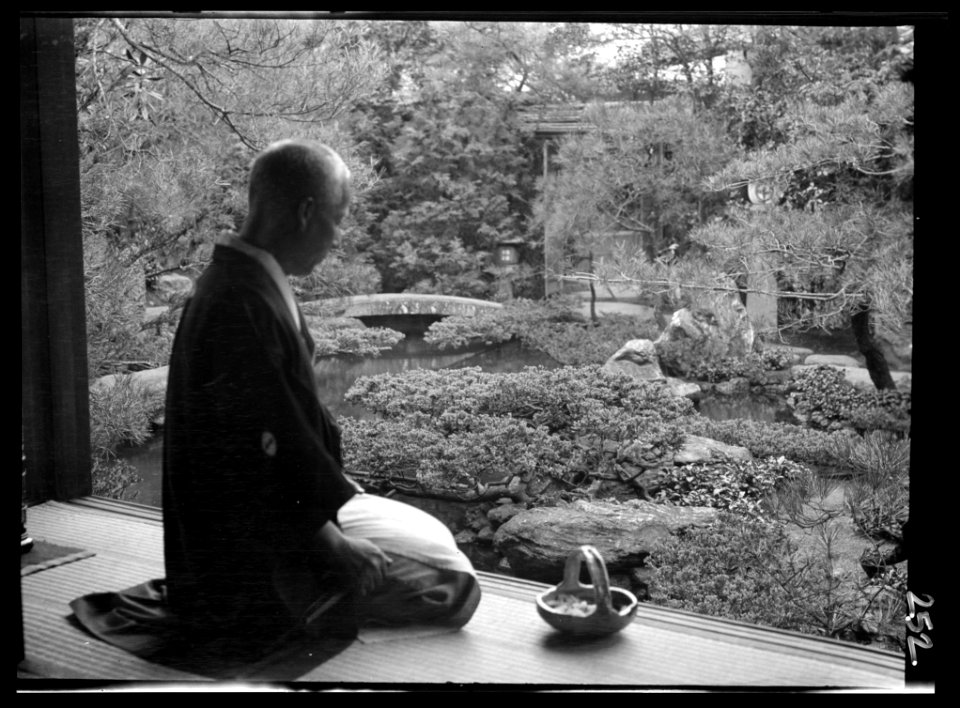 Travel views of Japan and Korea LOC agc.7a04757