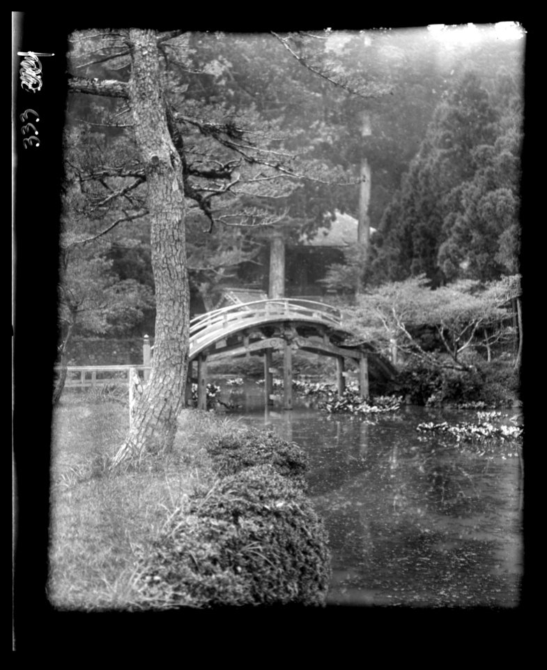 Travel views of Japan and Korea LOC agc.7a04834