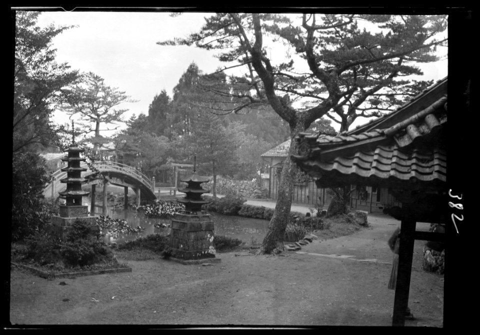 Travel views of Japan and Korea LOC agc.7a04879