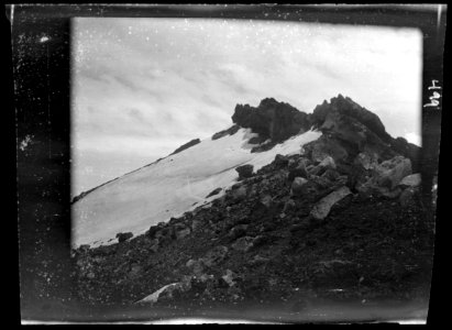 Travel views of Japan and Korea LOC agc.7a04995