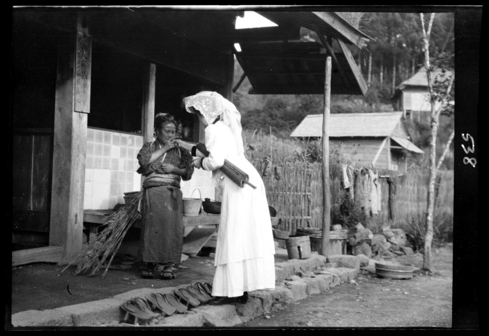 Travel views of Japan and Korea LOC agc.7a05035