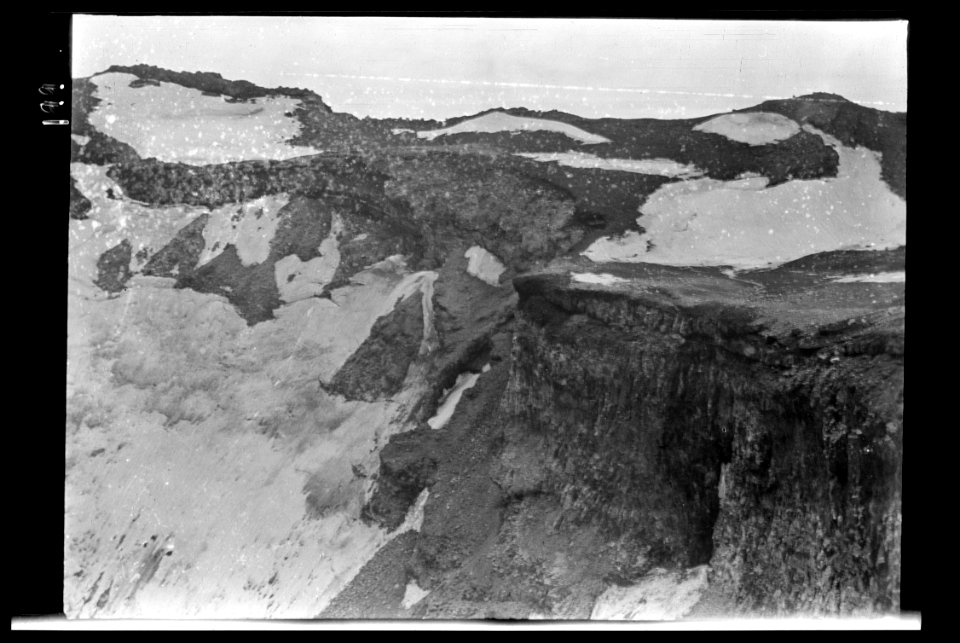 Travel views of Japan and Korea LOC agc.7a05145