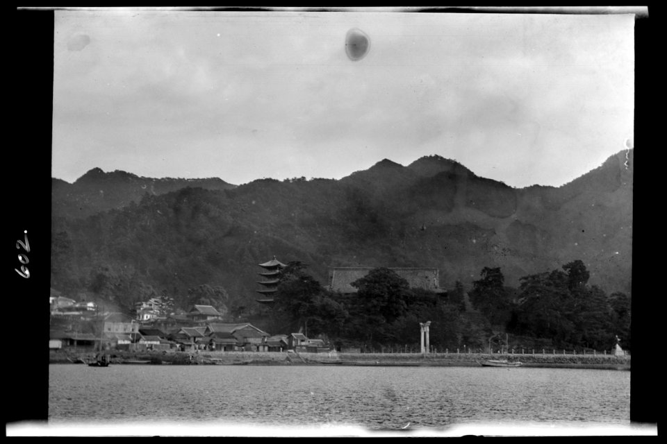 Travel views of Japan and Korea LOC agc.7a05101