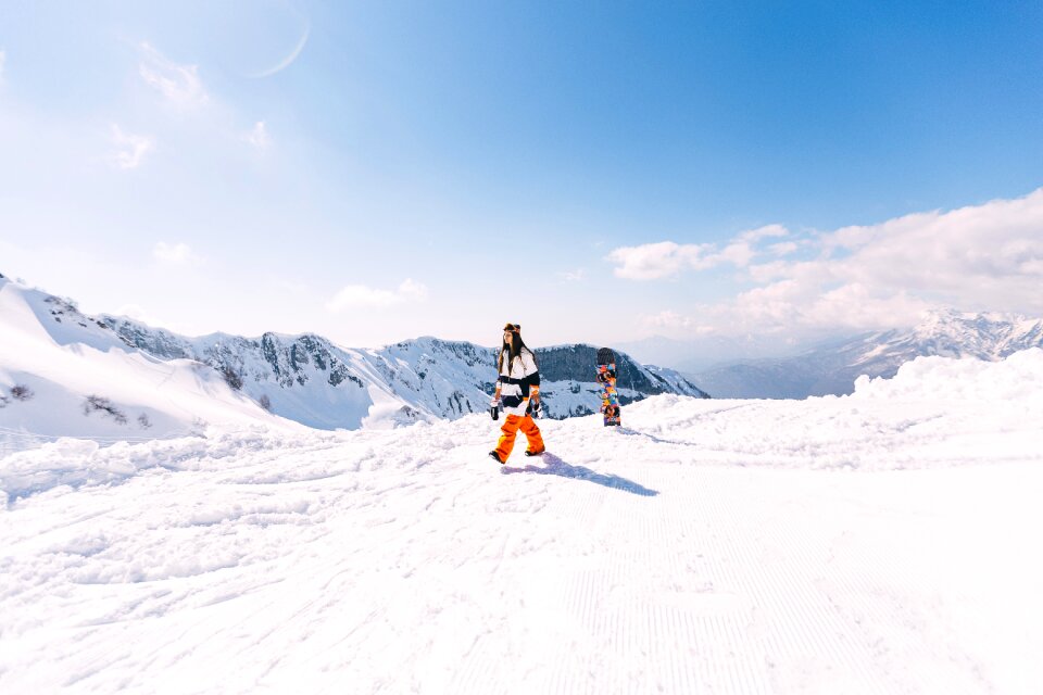 Sports extreme snowboarder