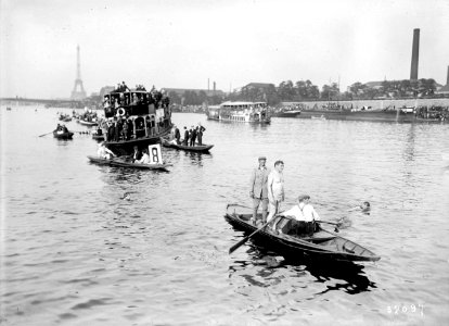 Traversée de Paris à la -...-Agence Rol btv1b530051439