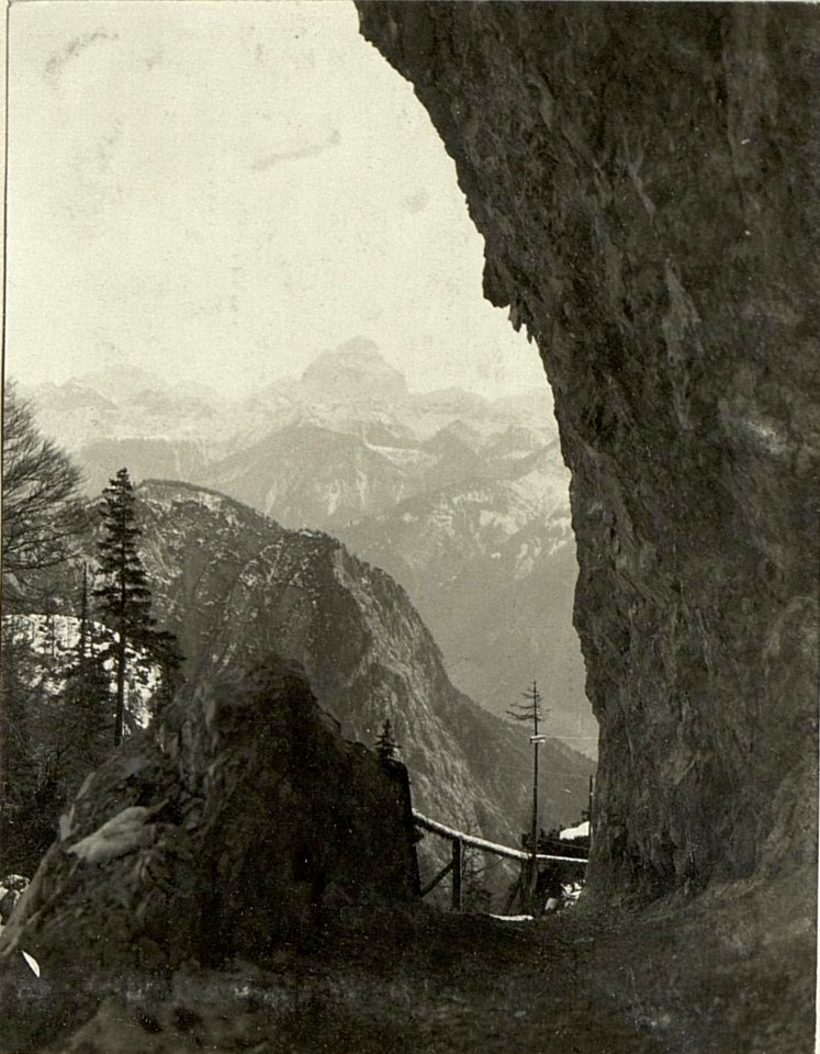 Traverse am Ostabhange der Brückenköpfe. Weg zur Brisia. (BildID 15468788)