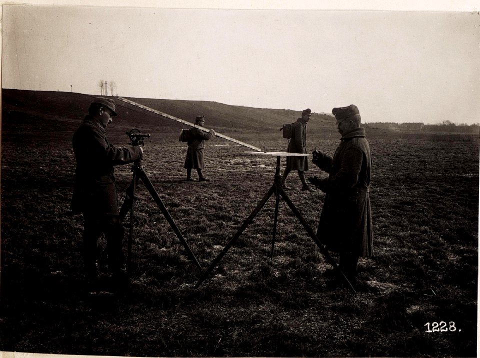 Triangulierungsarbeiten, Fähnr.Cherczepa. (18-II.1918.) (BildID 15711722)