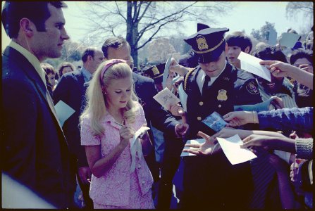 Tricia signs autographs at the Easter Egg Roll - NARA - 194356