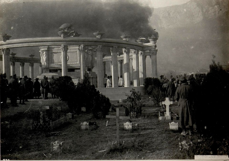 Trient.Enthüllung des Kriegerdenkmals am Friedhof. (BildID 15636421)