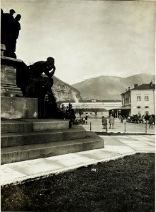 Trient, Dante Denkmal, Detail. (BildID 15587342)