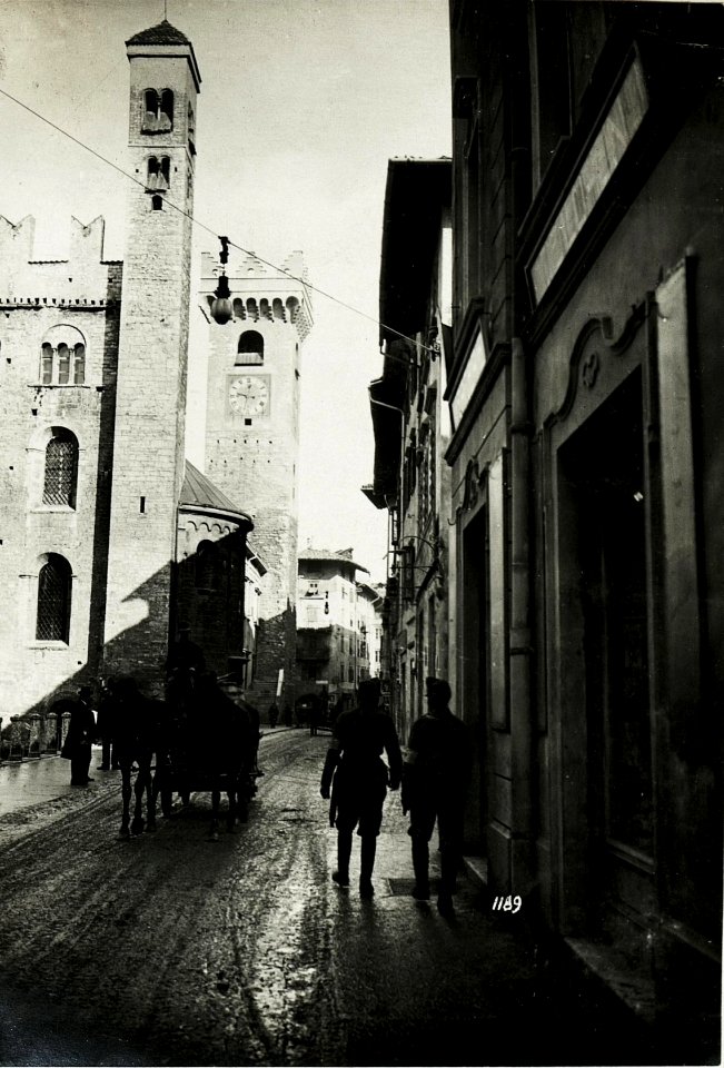 Trient, Domkirche und Campanile. (BildID 15587314)