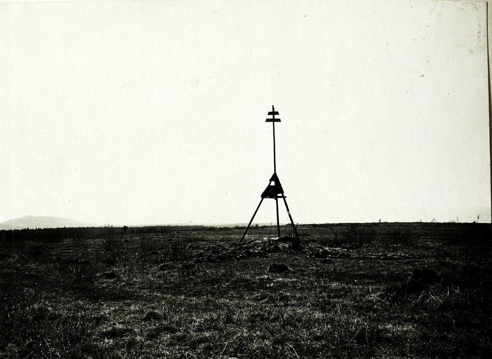 Trigonometerpyramide südlich Kalusz, 18. Mai 1917. (BildID 15591019)