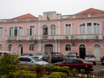 Tribunais de São Tomé e Príncipe