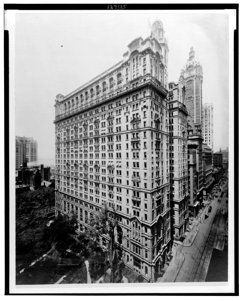 Trinity Bldgs. 111-115 Broadway LCCN00652690
