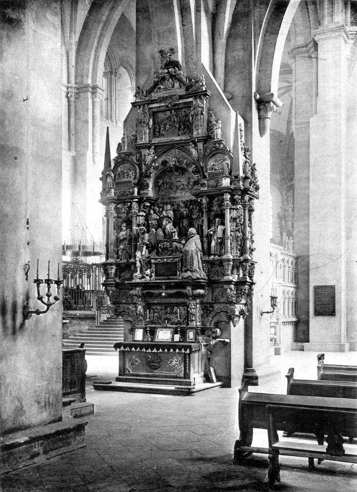 Trier, Dom Allerheiligen Altar Charles Bernhoeft