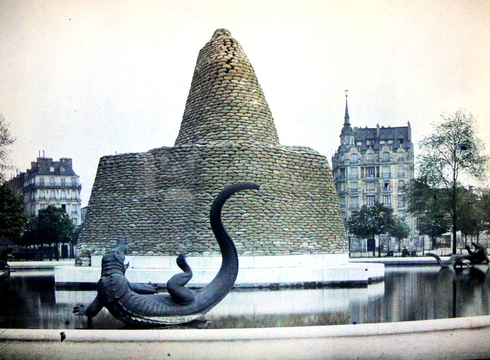 Triomphe de la République autochrome collection Albert Kahn museum