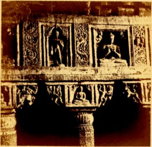 Triforium of Chaitya No. 19—Ajunta 4