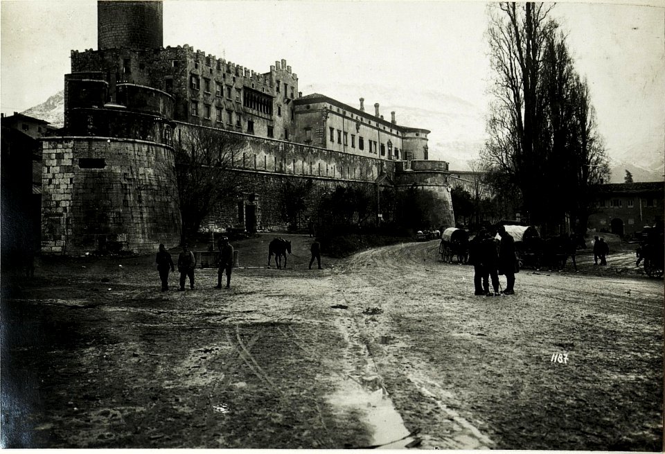Trient, Castell, ehemaliges Bischofspalais. (BildID 15587300)