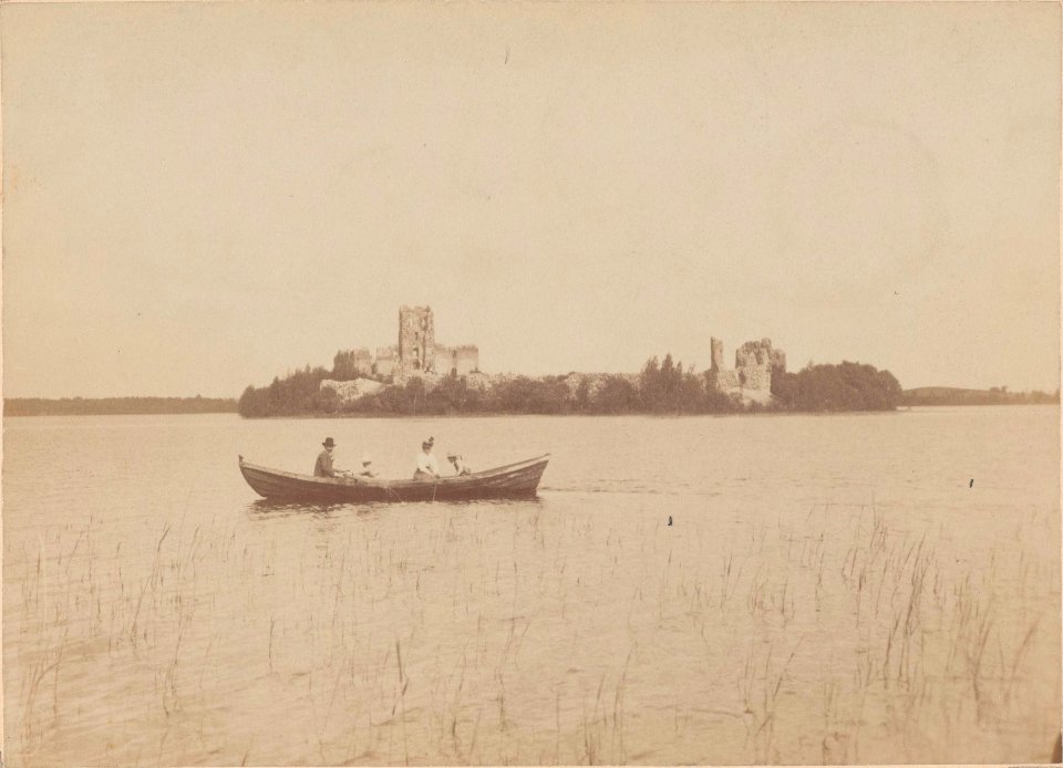 Trocki zamak, Galva. Троцкі замак, Гальва (S. Jarocki, 1900-02)