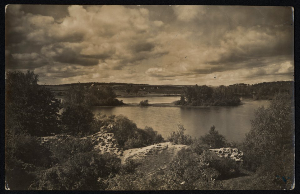 Trocki zamak, Galva. Троцкі замак, Гальва (J. Bułhak, 1925)