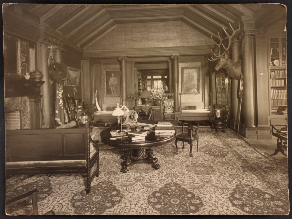 Trophy room at Sagamore Hill, summer home of President Theodore Roosevelt, with bison and elk heads on wall LCCN2013650861