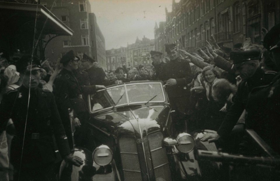 Trouwbetuiging aan den Führer - Fotodienst der NSB - NIOD - 156215