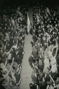 Trouwbetuiging aan den Führer - Fotodienst der NSB - NIOD - 156226
