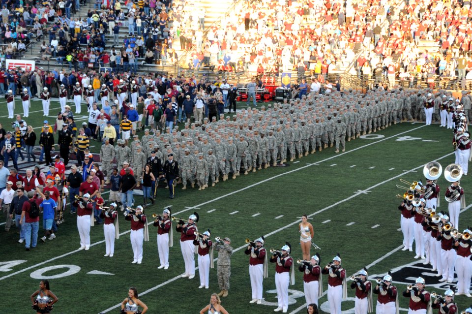 Troy University honors Soldiers (8380810357)
