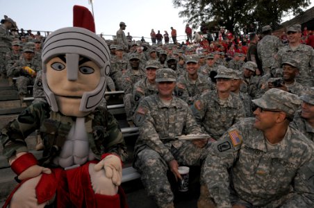 Troy University honors Soldiers (8381890120)